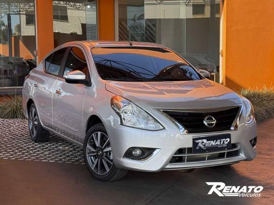 NISSAN VERSA 1.6 16V FLEXSTART SL 4P XTRONIC NISSAN VERSA 1.6 16V FLEXSTART SL 4P XTRONIC